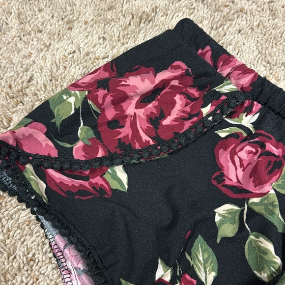 Burgendy Rose Hot Kids Shorts - Picture 9 of 13